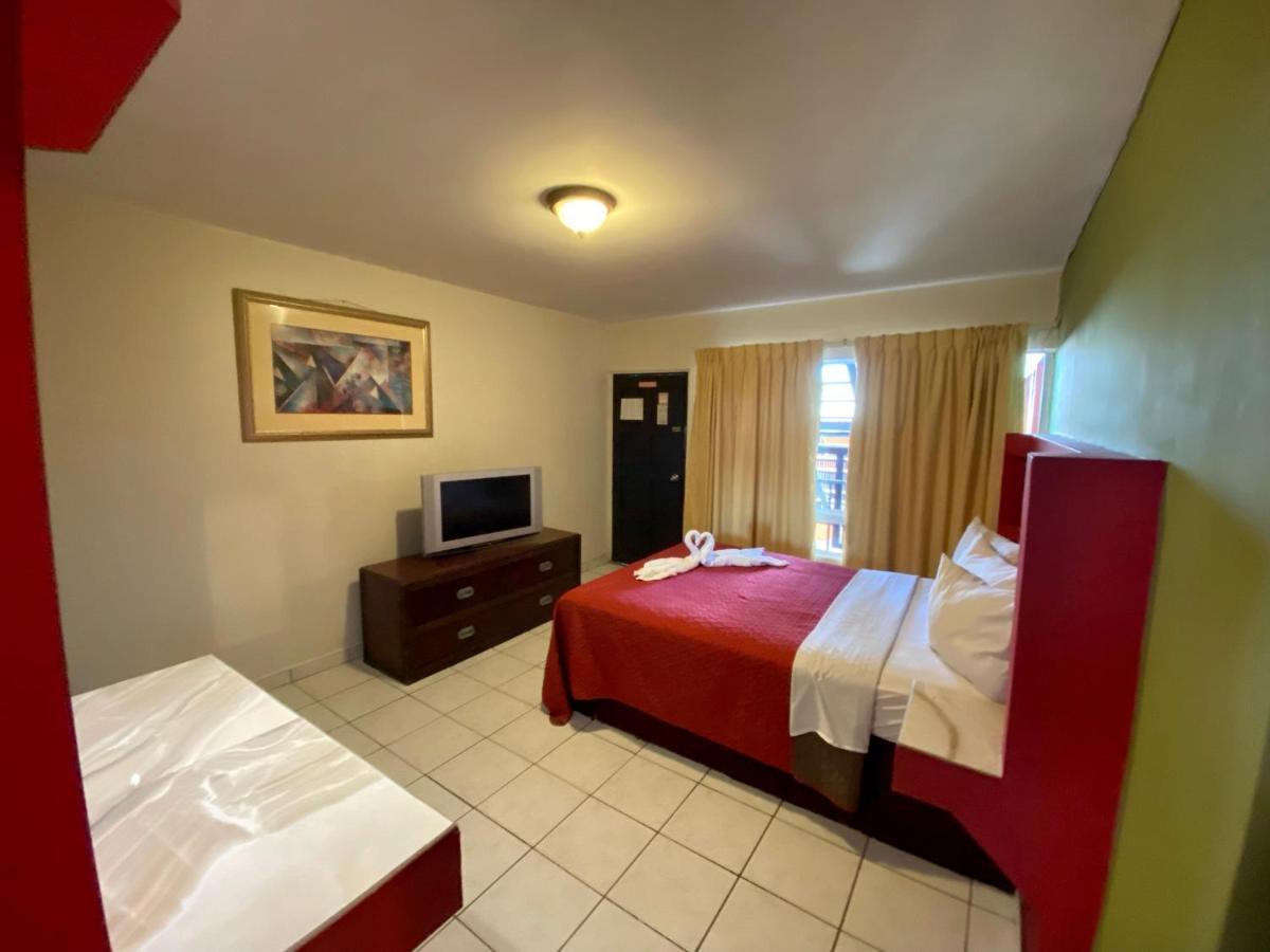 Hotel Los Altos Tijuana Exterior photo